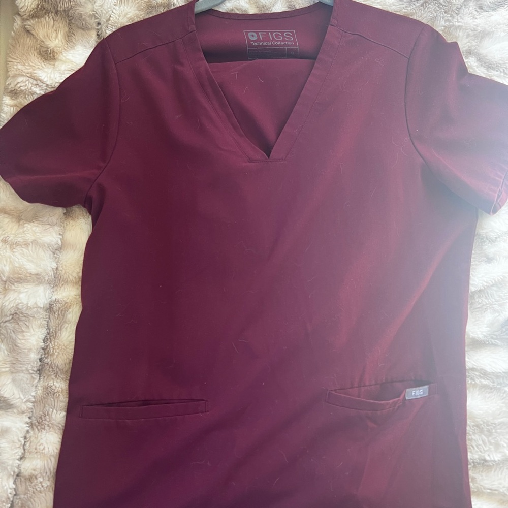Figs Scrubs: Maroon: M/L: M Casma Top & L Zamora Joggers